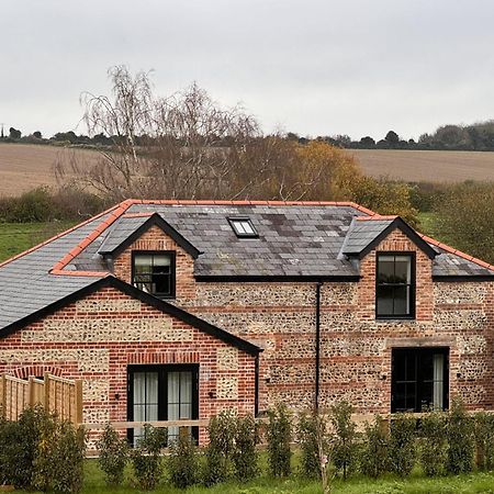 The Old Coach House - Hot Tub - Dorset Villa Pimperne Exterior photo