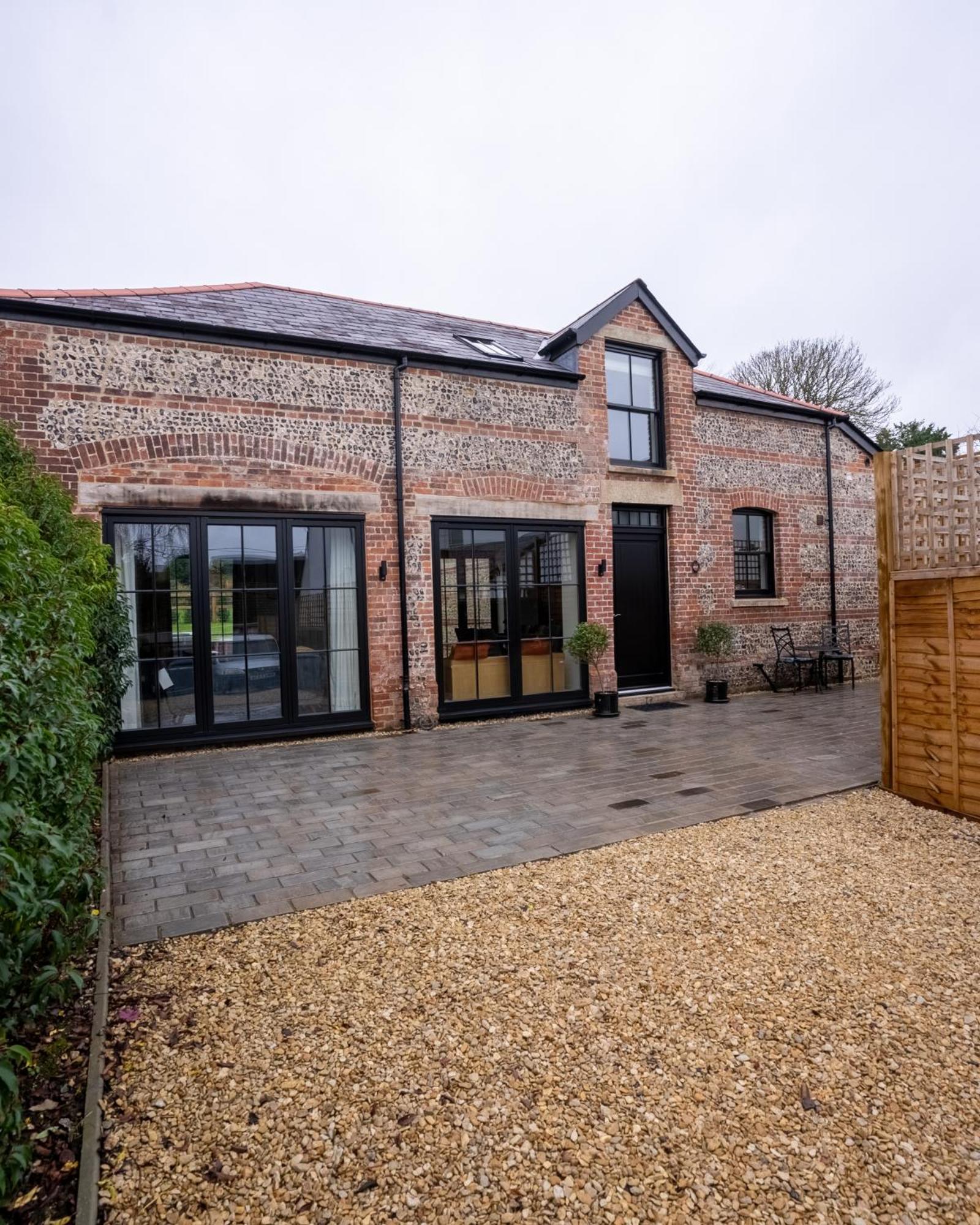 The Old Coach House - Hot Tub - Dorset Villa Pimperne Exterior photo